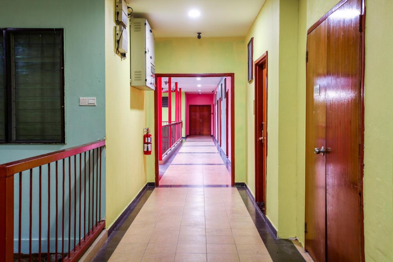 קוטה קינבלו Oyo 89478 Lkh Motel מראה חיצוני תמונה