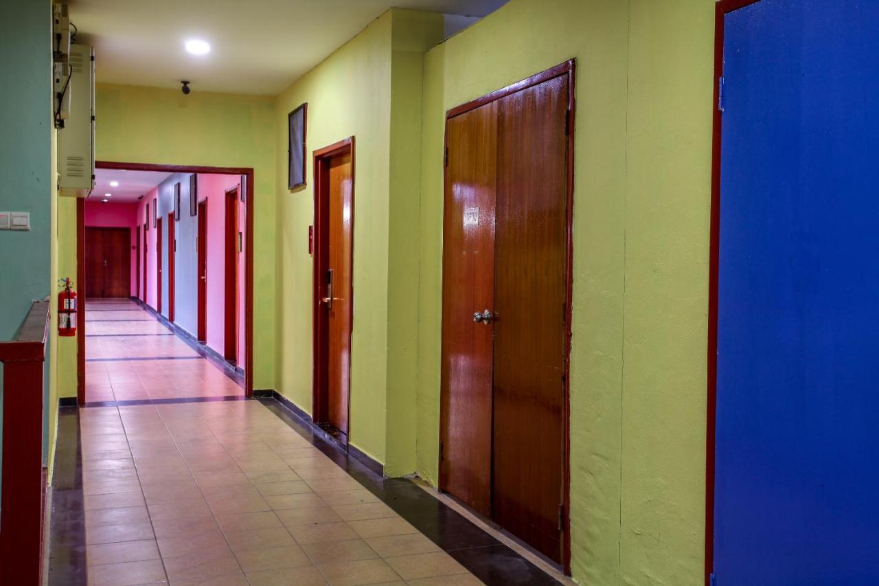 קוטה קינבלו Oyo 89478 Lkh Motel מראה חיצוני תמונה